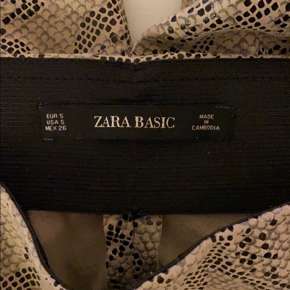 Nude snakeskin Zara leggings with zipper - Picture 2 of 3